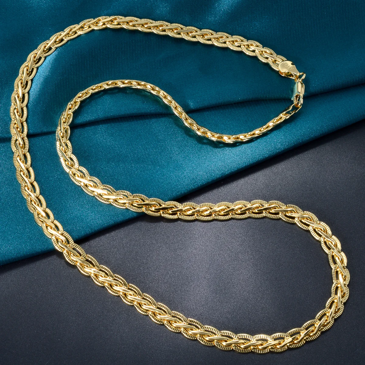 Hip Hop Jewelry 18k Gold Plated Cuban Link Chain Necklace for Men Collar High Quality Metal Texture Women Fashion Charm Jewelry