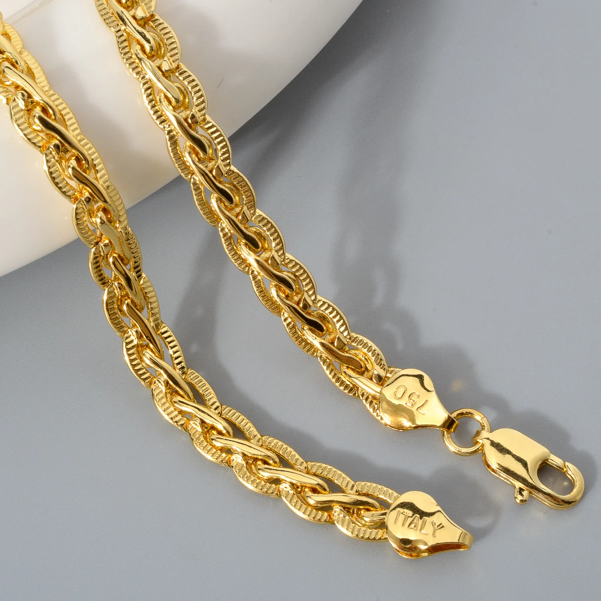 Hip Hop Jewelry 18k Gold Plated Cuban Link Chain Necklace for Men Collar High Quality Metal Texture Women Fashion Charm Jewelry