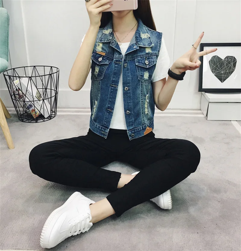 Spring Autumn Denim Vest Women Clothes 2024 New Vintage Hole Sleeveless Jean Waistcoat Short Jacket Female Outerwear 4XL 5XL 6XL