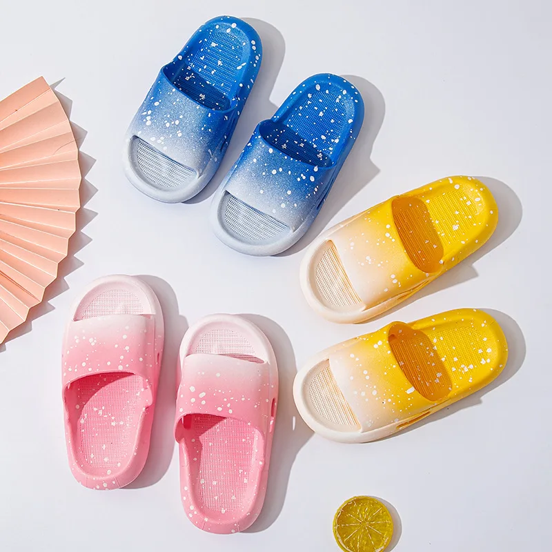 Summer Child Shoes Gradient Color Slippers Boy Girl Sandals Slippers Indoor Shower Anti-slip Slippers Kids' Beach Casual Sandals