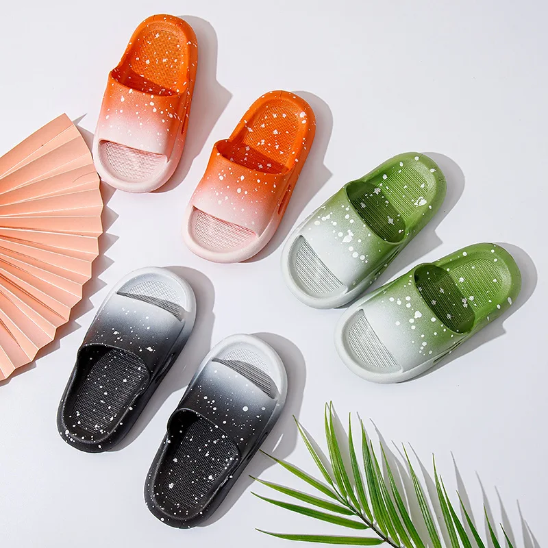 Summer Child Shoes Gradient Color Slippers Boy Girl Sandals Slippers Indoor Shower Anti-slip Slippers Kids' Beach Casual Sandals