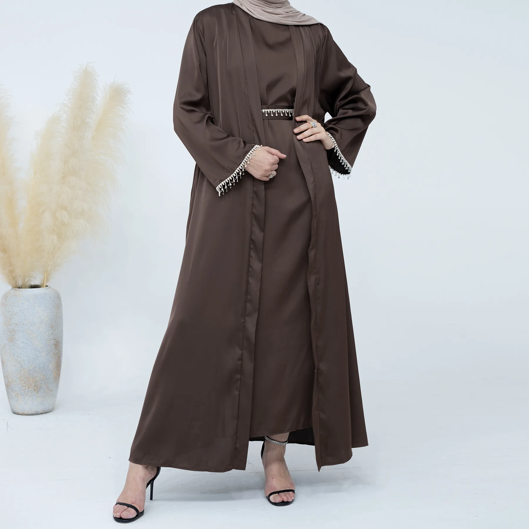 Latest diamond beading Kimono Muslim Robe abaya syari female full length Tassel Muslim abaya Worship Service abayas Sets wy1673