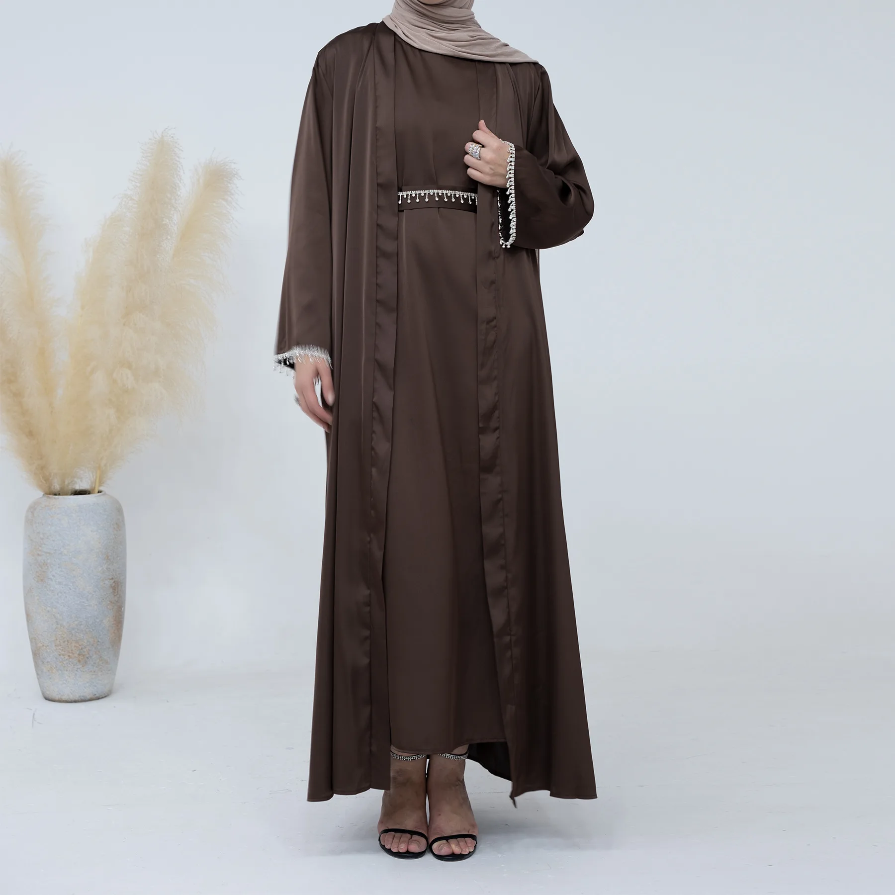 Latest diamond beading Kimono Muslim Robe abaya syari female full length Tassel Muslim abaya Worship Service abayas Sets wy1673