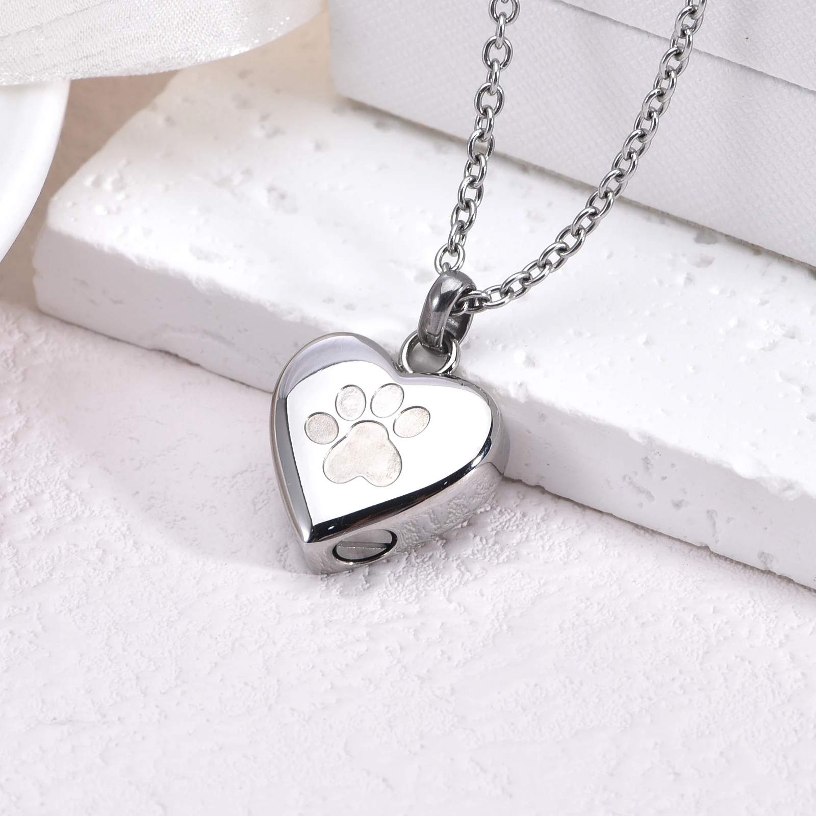 Cremation Jewelry for Ashes for Human Keepsake Stainless Steel Memorial Pendant Cremation Urn Necklace for Human Ashes
