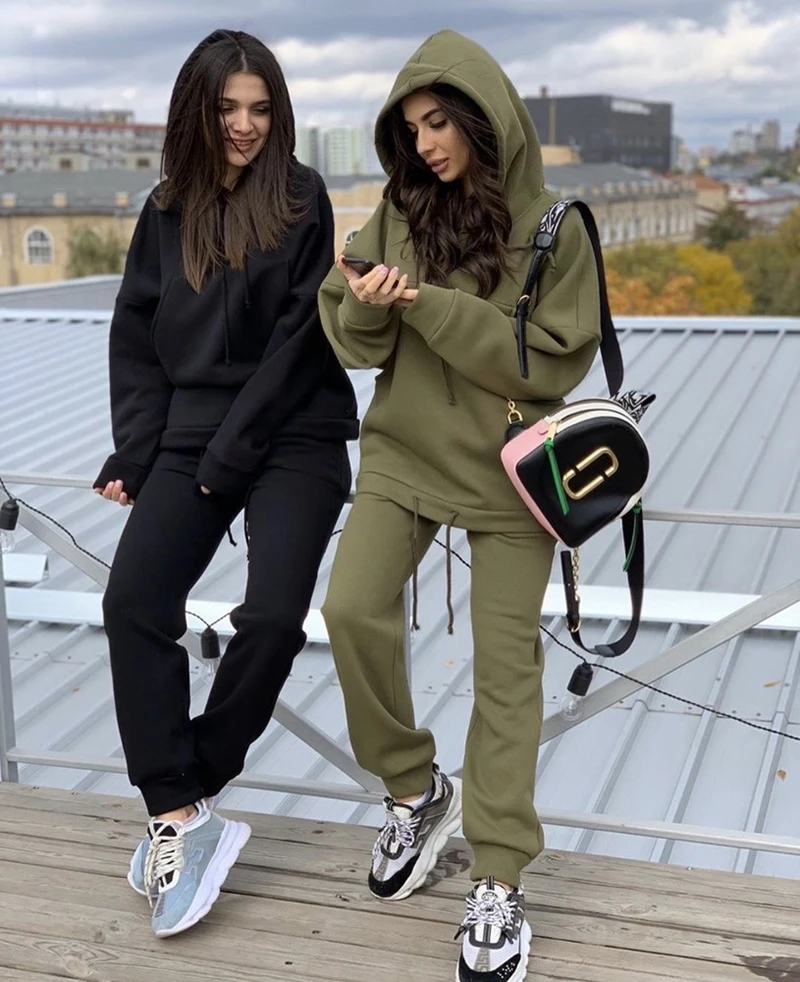 Hot Sale Europe and the United States Spring and Autumn New Fashion Big Pocket Solid Color Sweater Leisure Two-piece Set