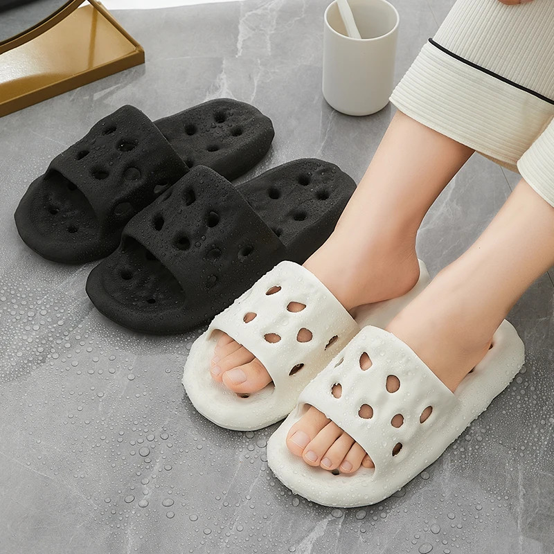 Hollow Out Bottom Bathroom Slippers Women Light Non-slip Soft Sole Home Slides Woman Solid Color Quick-drying Pool Flip Flops