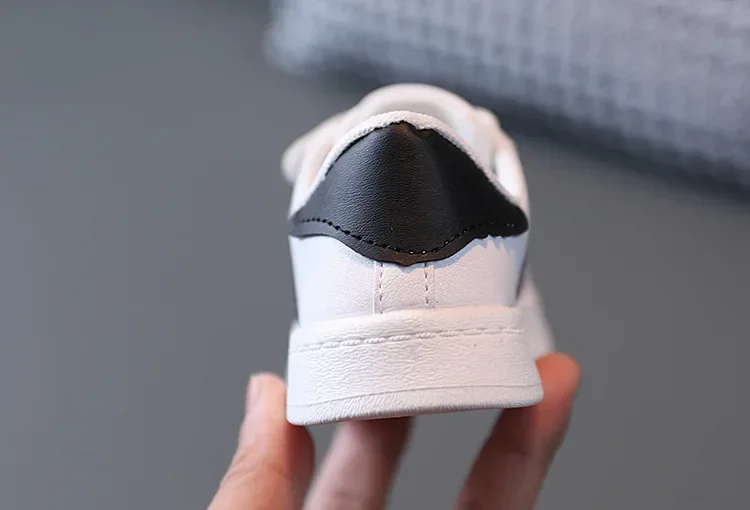 Children's Sneakers Kids Fashion Design White Non-slip Casual Shoes for Boys Girls Hook Breathable Sneakers Toddler Outdoor Shoe