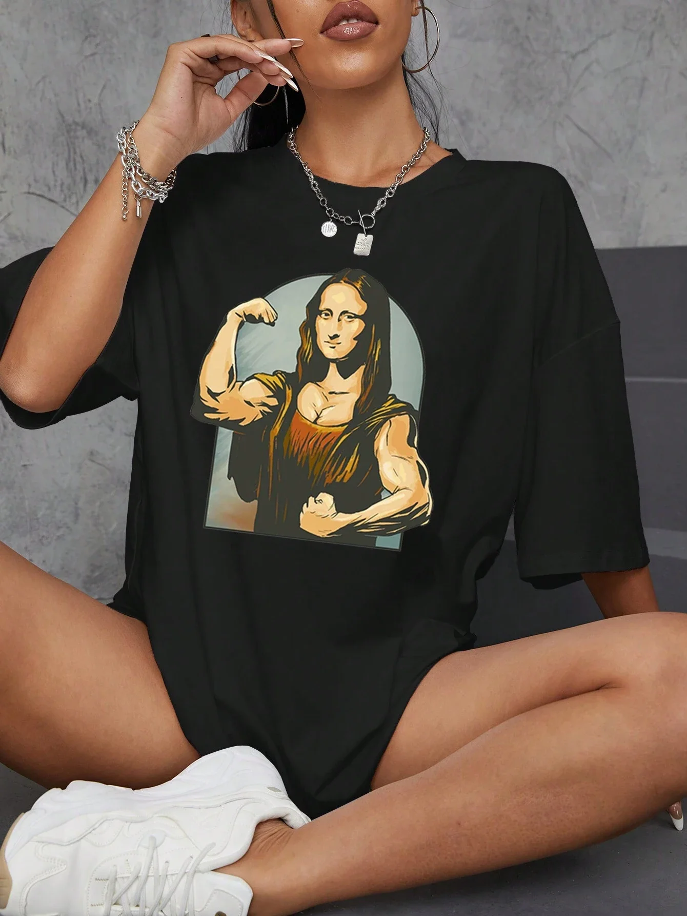 Playing Pranks On Mona Lisa Fitness Print Womens T Shirt Oversized Casual T-Shirt Casual Short Sleeve Cotton Loose Tshirt