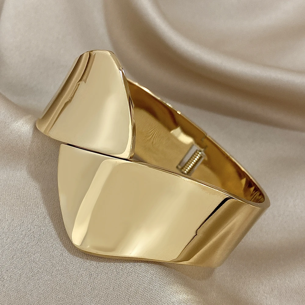 Chunky Wide Embrace Bracelet Bangle Stainless Steel Opening Gold Color Braceletsfor Women Waterproo Cuff Wristband Jewelry Gifts