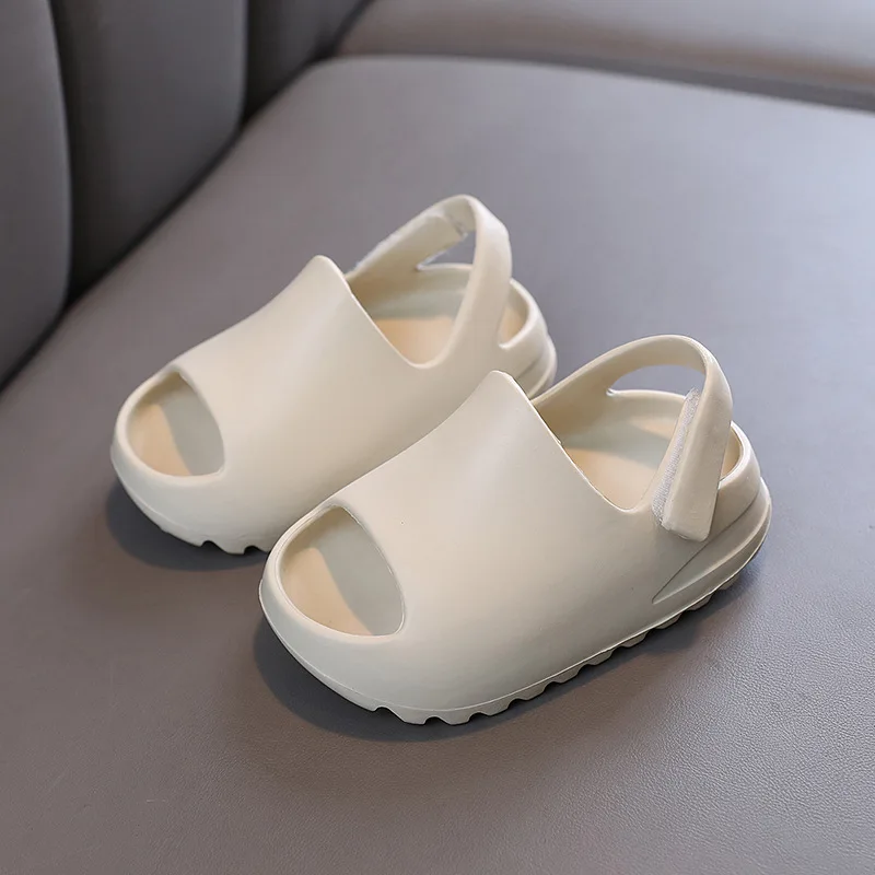 Children's Slippers Summer Wear Sandals Slippers Wholesale Soft Soles Breathable Comfortable Beach Shoes Hole Shoes Small Kids