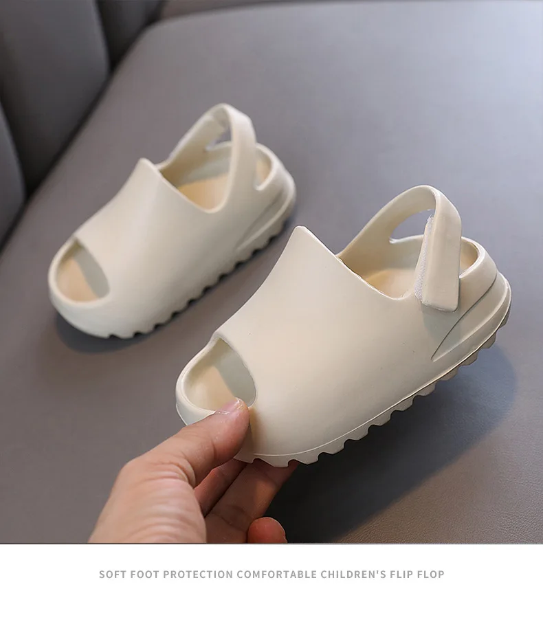 Children's Slippers Summer Wear Sandals Slippers Wholesale Soft Soles Breathable Comfortable Beach Shoes Hole Shoes Small Kids