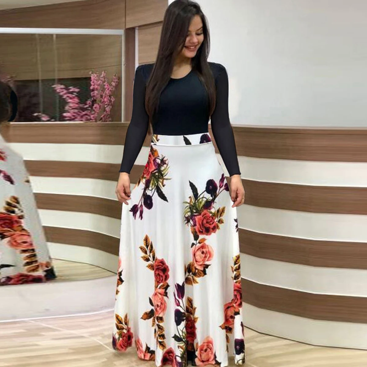 Chic Floral Maxi Dress - Casual Fit & Flare with High-Waist Design, Long Sleeves, and Easy Care Knit for Women