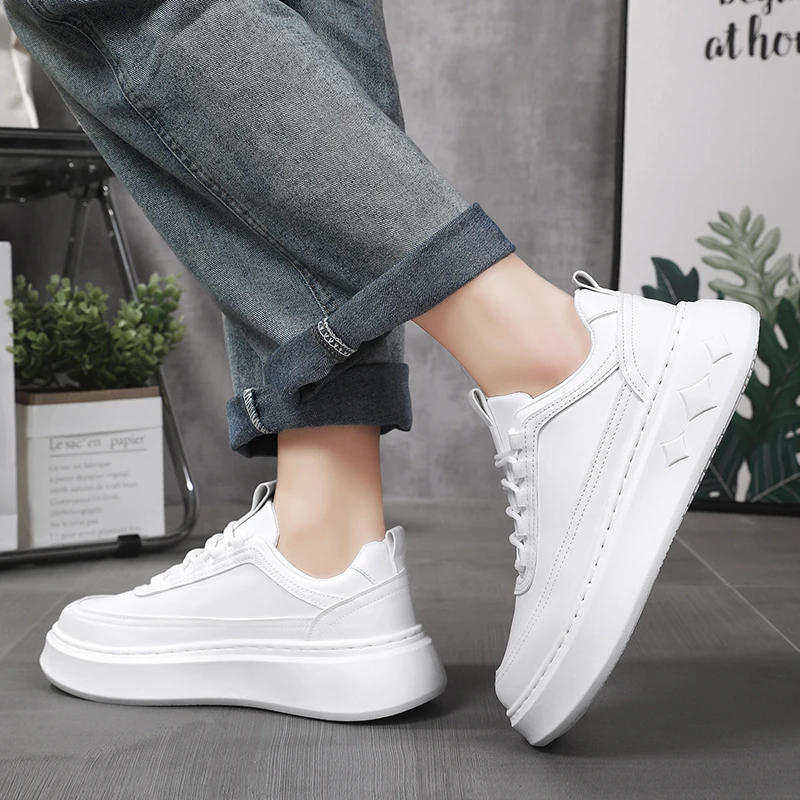 Fashion White Men Casual Sneakers Outdoor Platform Runing Shoes Breathable Men Sport Shoes Light Walking Shoes Heightening Shoes