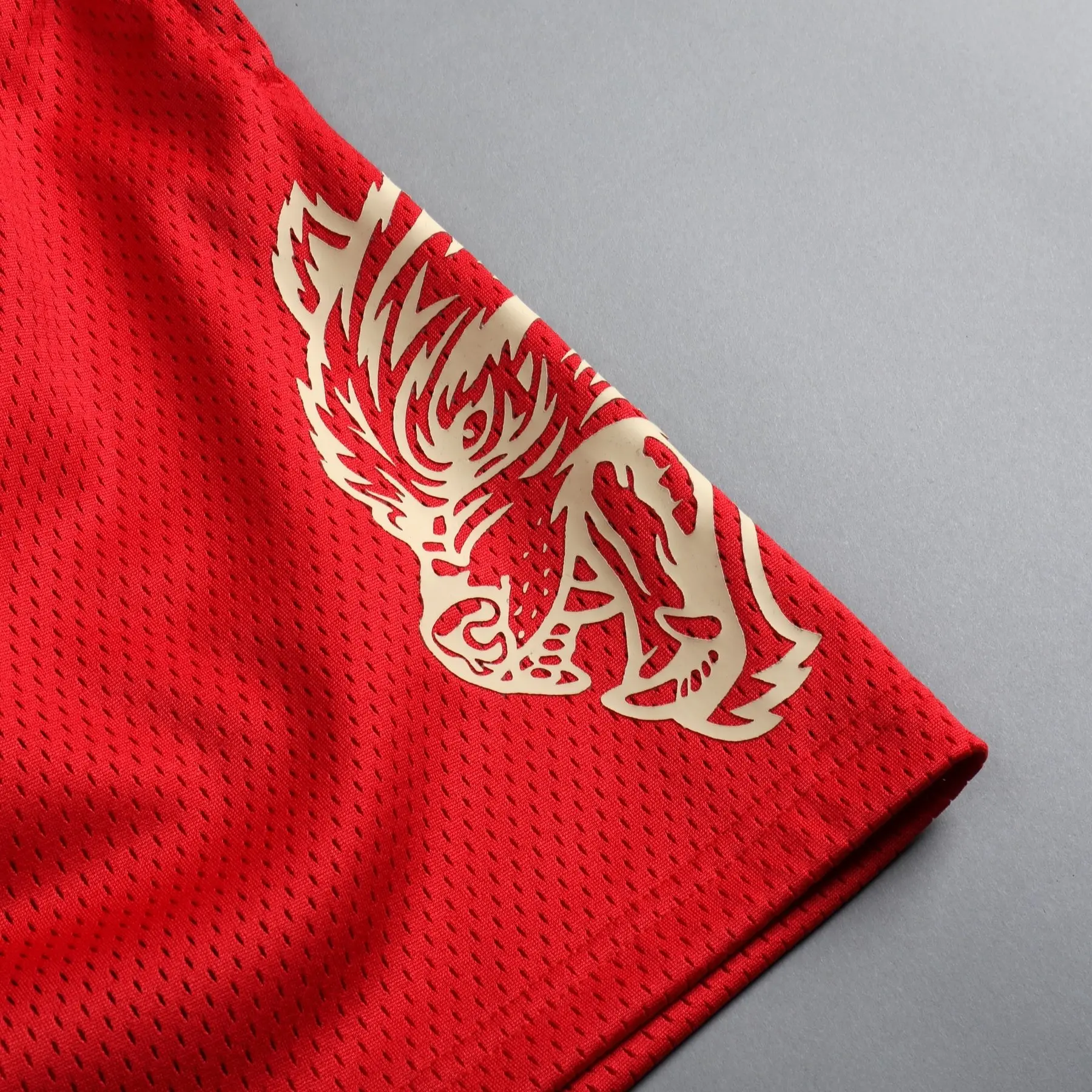 2024 Summer New Men's Fashion Beach Trend Shorts Mesh Breathable Fast Drying Comfortable Multi-Color Outdoor Running Shorts For