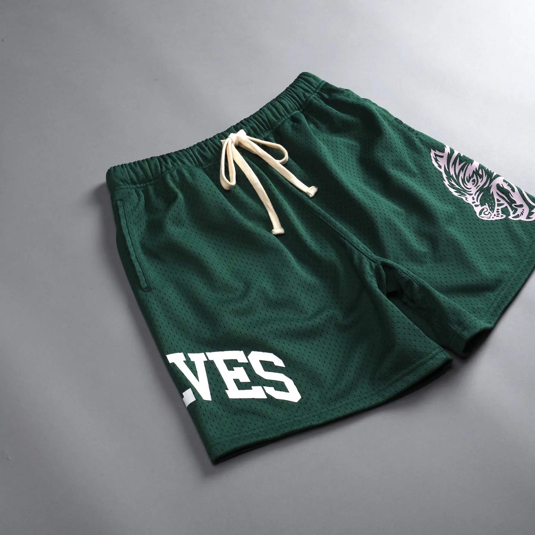 2024 Summer New Men's Fashion Beach Trend Shorts Mesh Breathable Fast Drying Comfortable Multi-Color Outdoor Running Shorts For