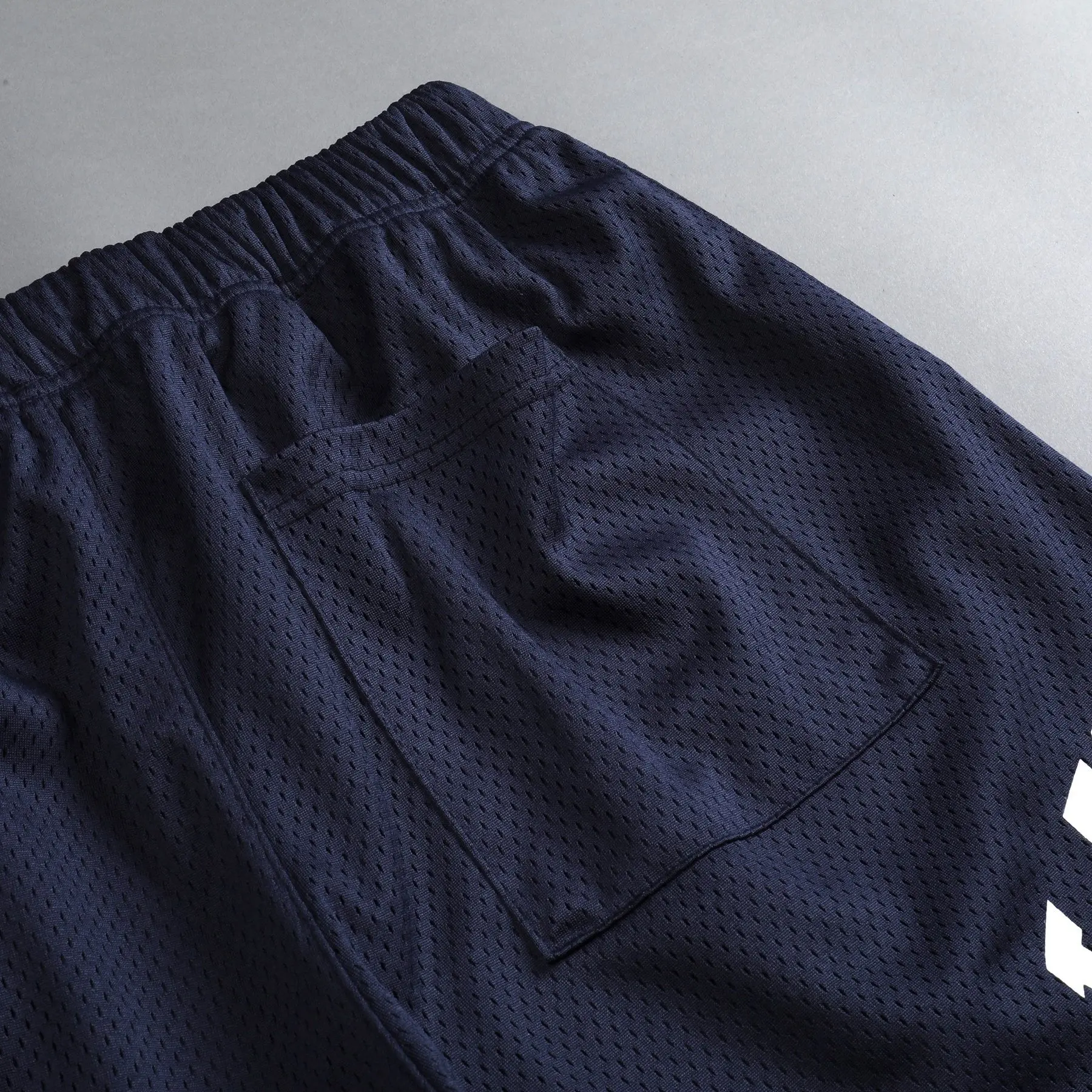 2024 Summer New Men's Fashion Beach Trend Shorts Mesh Breathable Fast Drying Comfortable Multi-Color Outdoor Running Shorts For