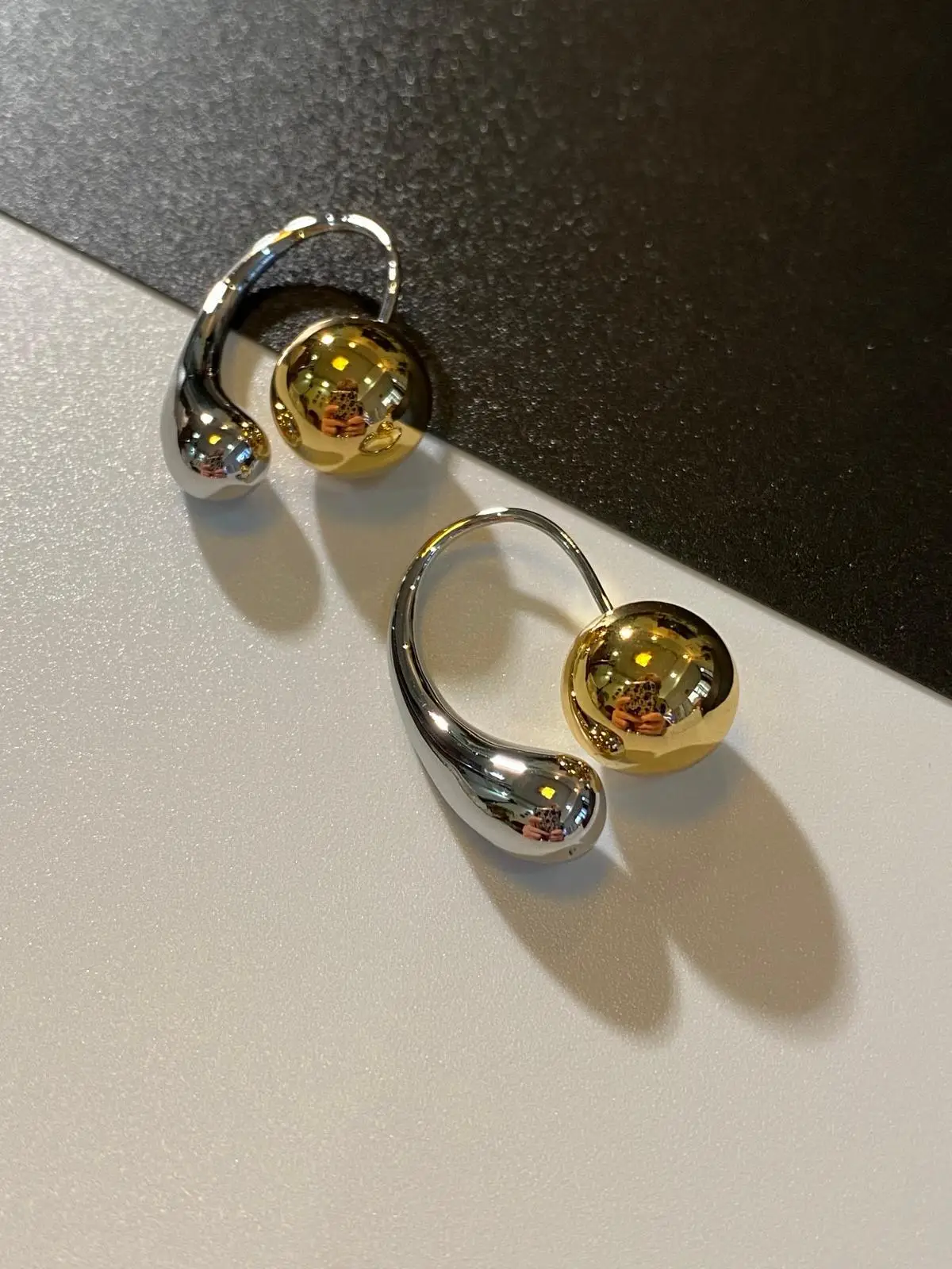 Modern Jewelry Cool Trend 2024 New Metallic Round Bead Teardrop Earrings For Women Party Gifts Ear Accessories Hot Sale