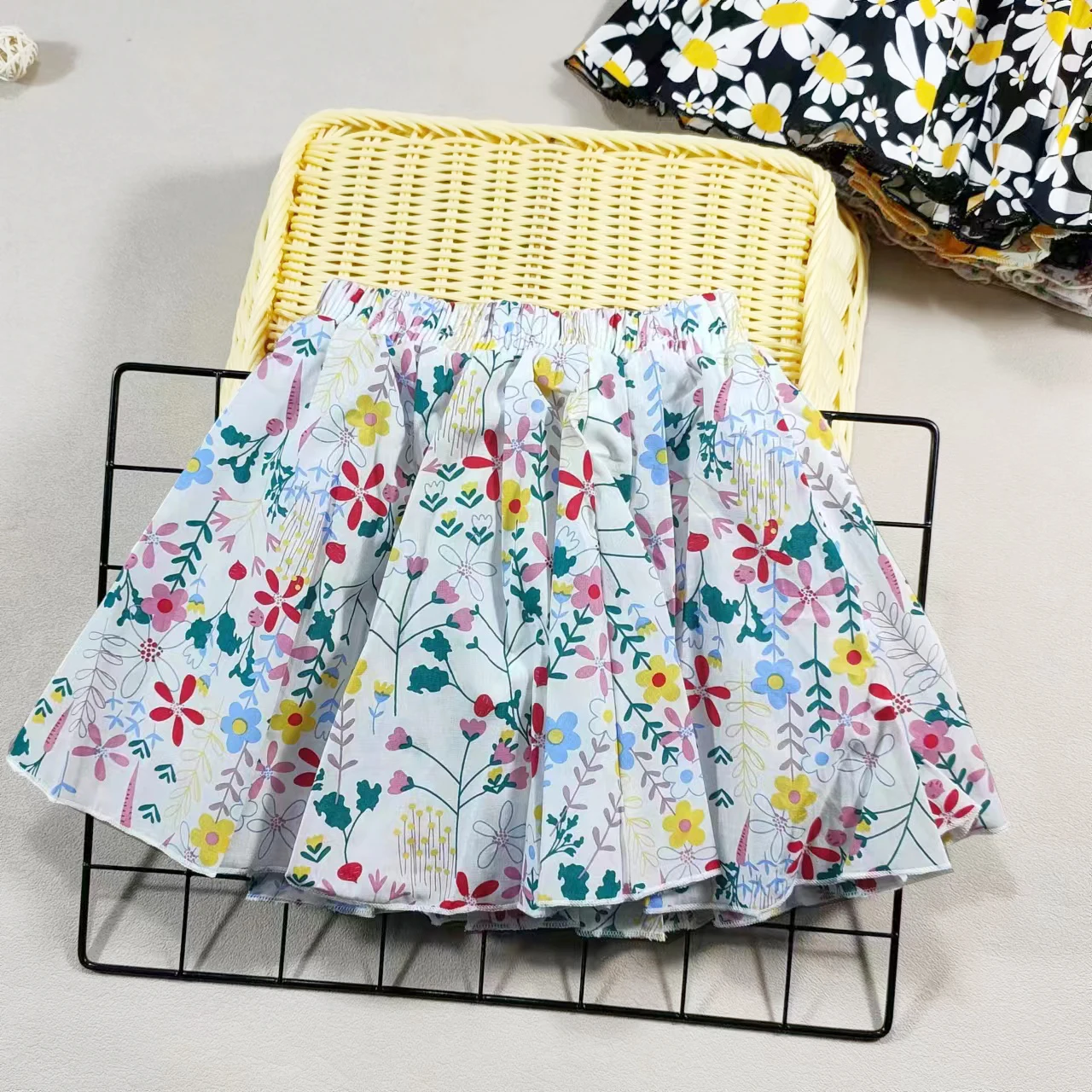 Girl's Cotton Floral Princess Hundred Fold Skirt Sweet Big Girl Tutu Skirt Elastic Waist Mini Skirt, Children's Skirt
