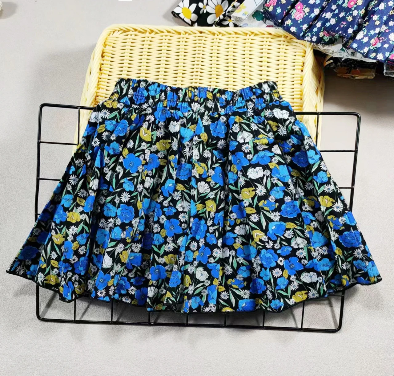 Girl's Cotton Floral Princess Hundred Fold Skirt Sweet Big Girl Tutu Skirt Elastic Waist Mini Skirt, Children's Skirt