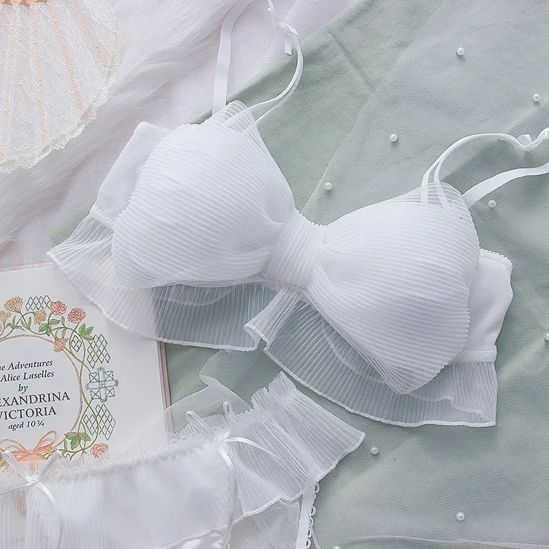 New Japanese Bras Lolita Girls Folds Bow Lovely Underwear Set Mesh Sweet Rimless Bra Comfortable Sweet Cute Bralette Sets