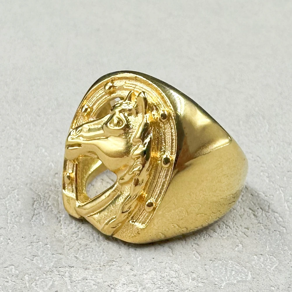 Hip Hop Punk Horseshoe Horse Head Rings For Men Golden color 316L Stainless Steel Male Ring Jockey Club Jewelry Anillo