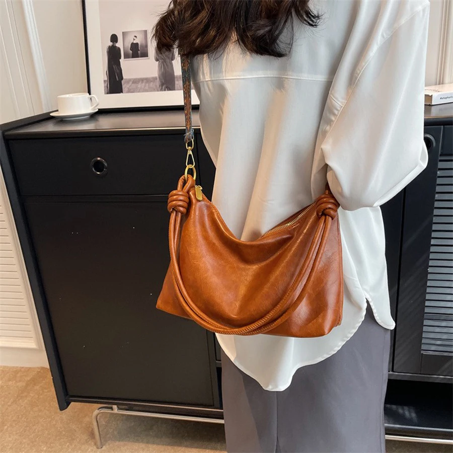 New fashionable women's bag, high-end soft leather texture, single shoulder bag, women's crossbody bag, geometric wide shoulder