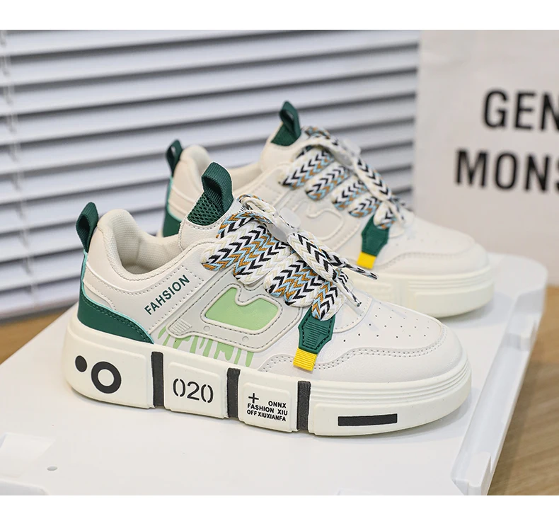 New Family Shoes Children's Shoes Small White Shoes Student Shoes Sports Shoes Boys Casual Board Shoes