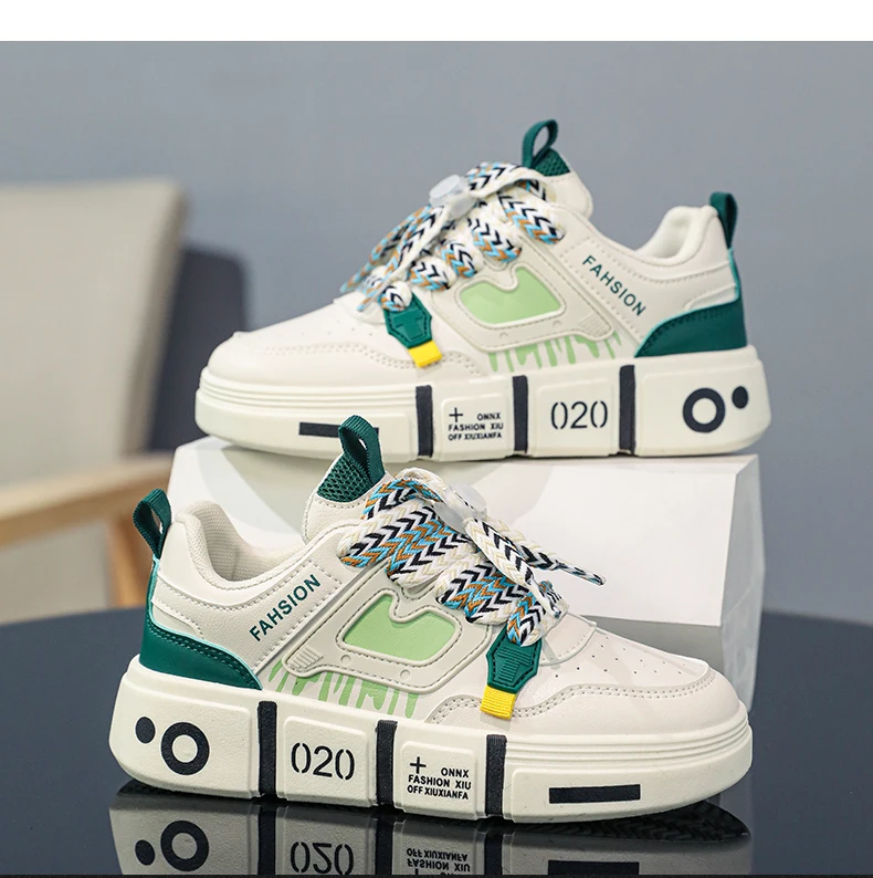 New Family Shoes Children's Shoes Small White Shoes Student Shoes Sports Shoes Boys Casual Board Shoes