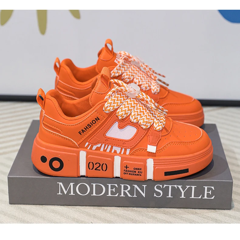 New Family Shoes Children's Shoes Small White Shoes Student Shoes Sports Shoes Boys Casual Board Shoes