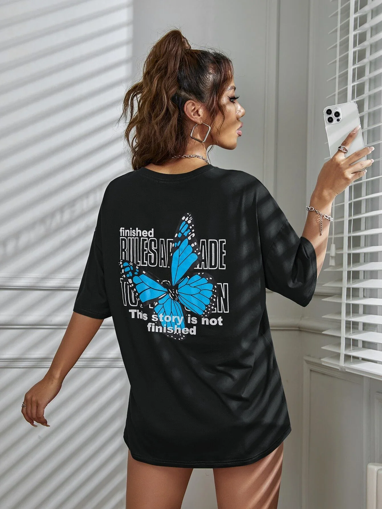 Art Word and Blue Butterfly Printed Women T-Shirt Casual Cotton Short Sleeve Breathable Summer T Shirt Street Clothing