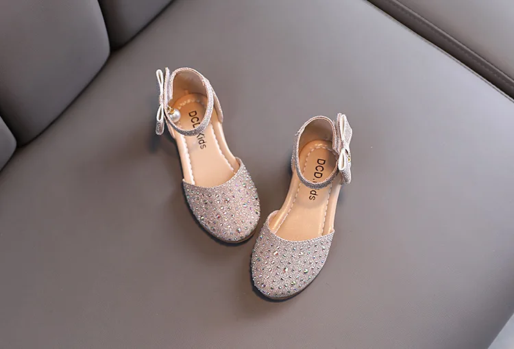 Elegant Girl Leather Shoes Sweet Fashion Bowknot Kids Causal Flat Sandals Korean Style Rhinestone Children Princess Single Shoes