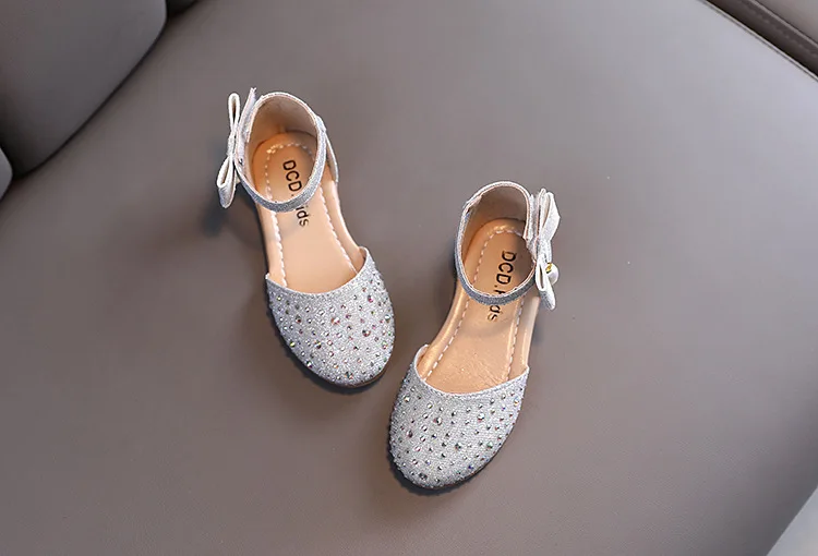 Elegant Girl Leather Shoes Sweet Fashion Bowknot Kids Causal Flat Sandals Korean Style Rhinestone Children Princess Single Shoes