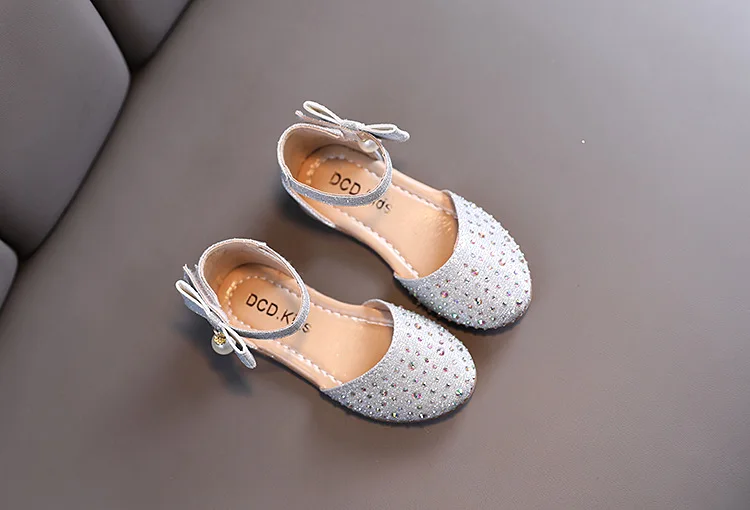 Elegant Girl Leather Shoes Sweet Fashion Bowknot Kids Causal Flat Sandals Korean Style Rhinestone Children Princess Single Shoes