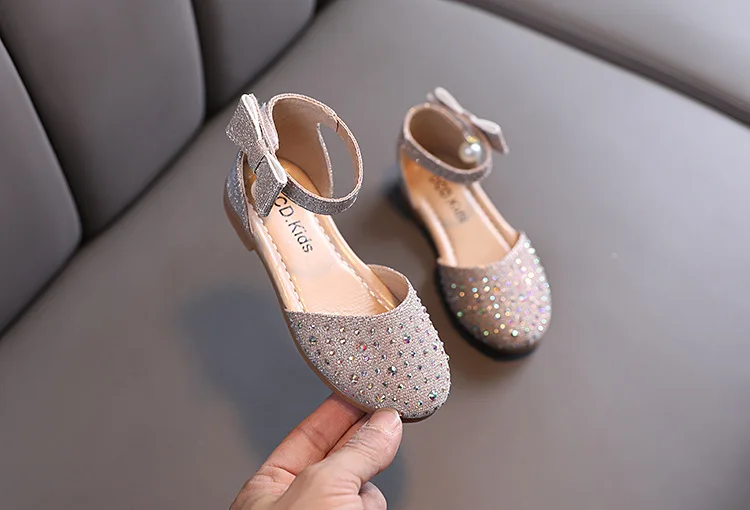 Elegant Girl Leather Shoes Sweet Fashion Bowknot Kids Causal Flat Sandals Korean Style Rhinestone Children Princess Single Shoes
