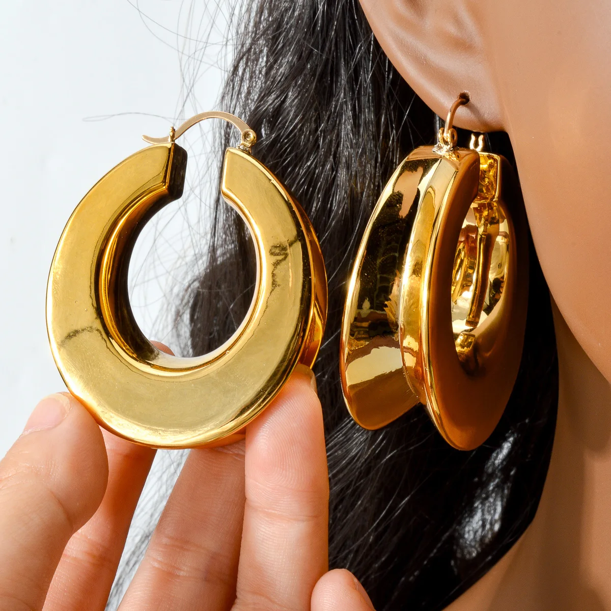 Dubai Smooth Chunky Big Earrings Exaggerated Statements Luxury Large Ear Jewelry For African Wedding Party Bridal Gifts