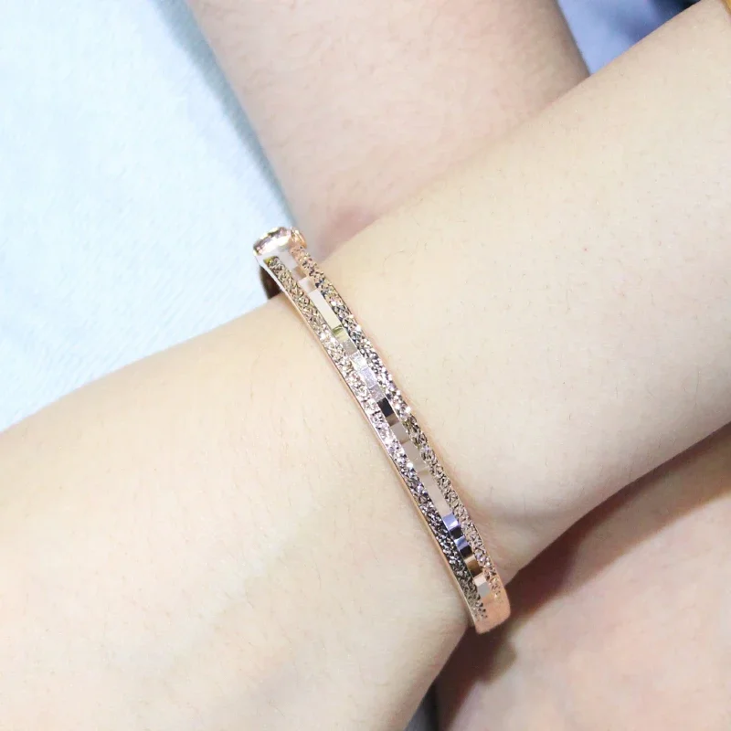 Plated 14K Rose Gold Shiny Geometric Charm Bracelet for Women Classic Design Charm Engagement Jewelry