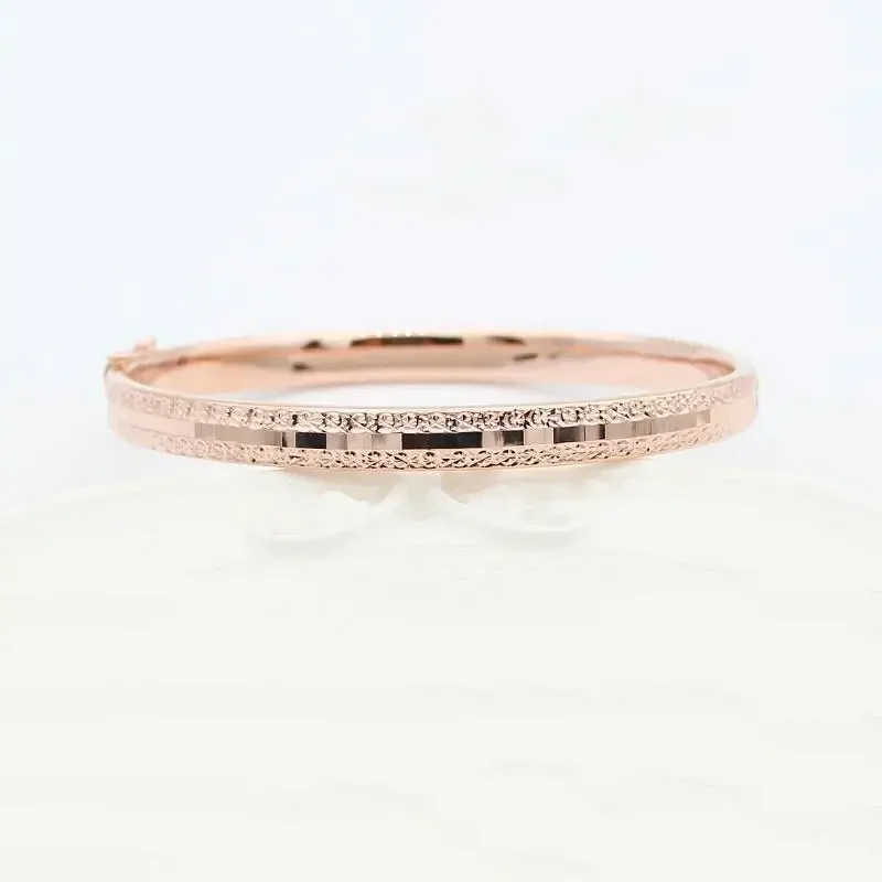 Plated 14K Rose Gold Shiny Geometric Charm Bracelet for Women Classic Design Charm Engagement Jewelry