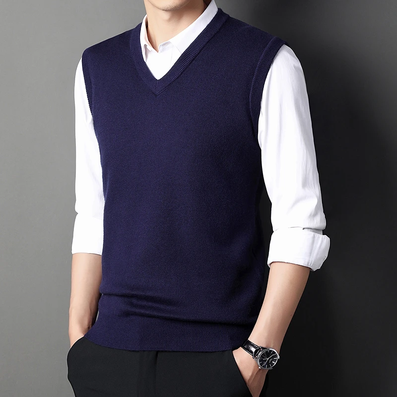 Men's Solid Color Sweater Vest Casual Fashion Warm Top for All Seasons Comfortable Breathable Layering Essential