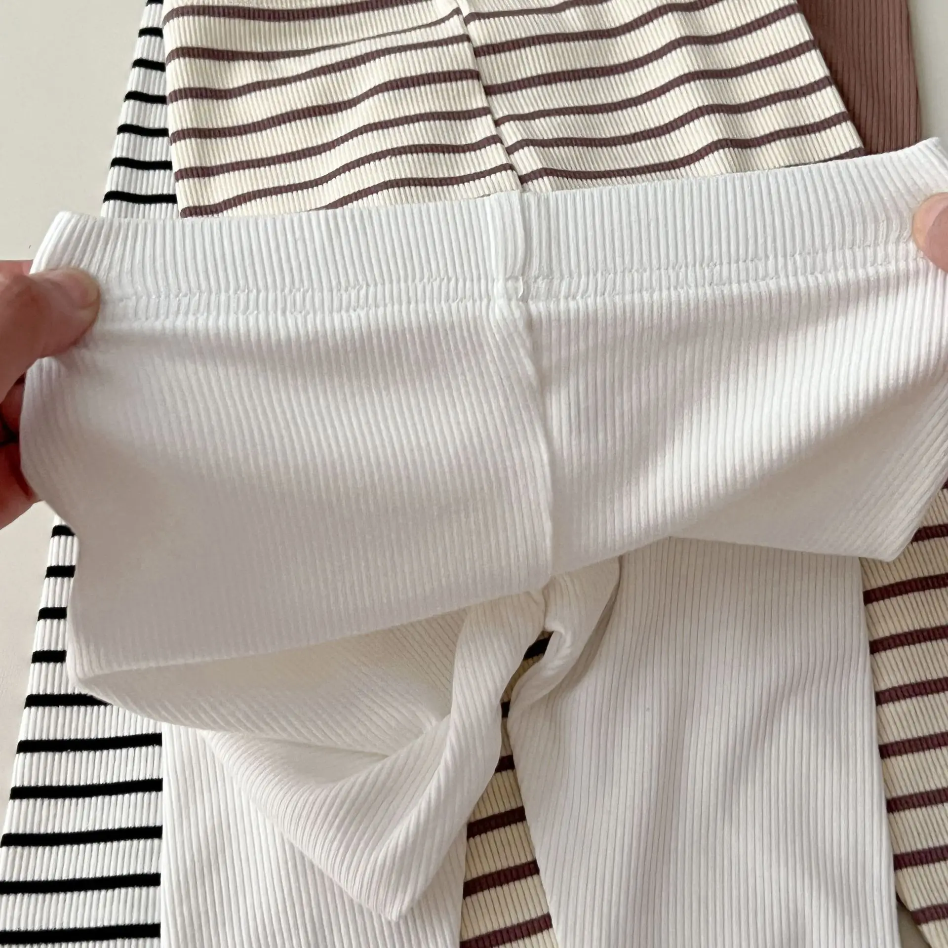 2024 Toddler Baby Trousers Spring and Autumn Pants Korean Version of Fashion Striped Stretch Tight Trousers Suitable 0-6Y