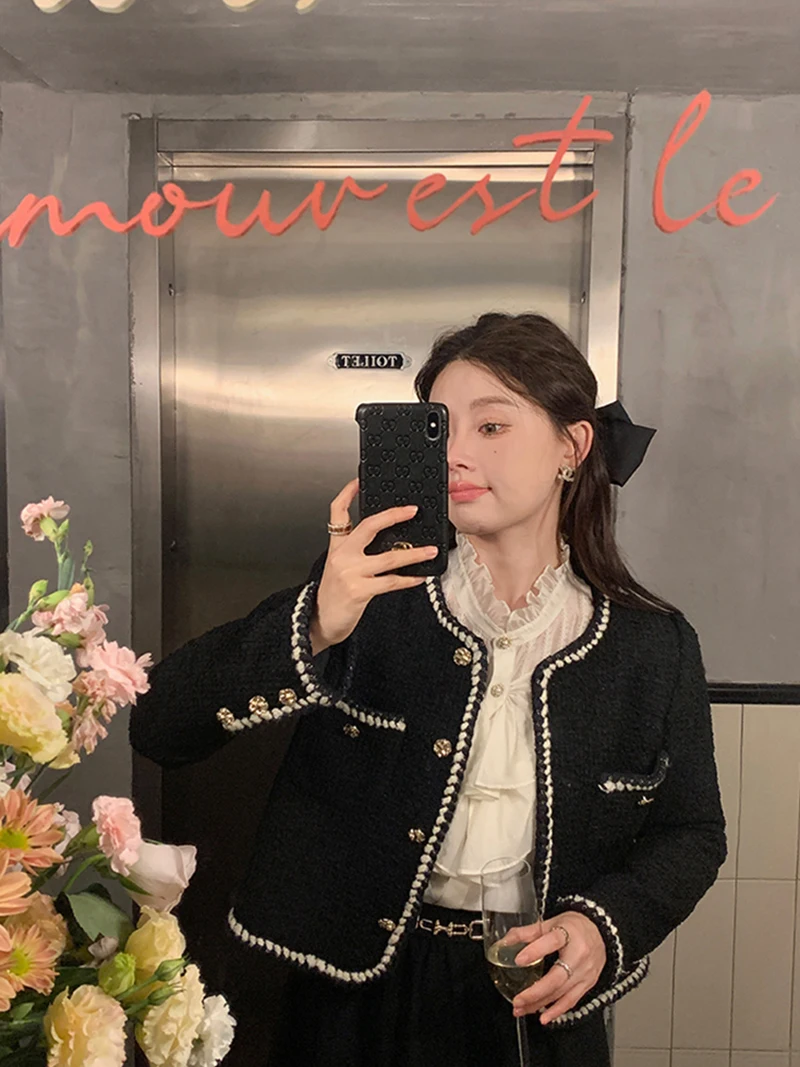 Vintage Cropped Tweed Jackets Women Elegant Black Thicken Coat Korean Single Breasted Blazer Casual Warm Short Outerwear Tops