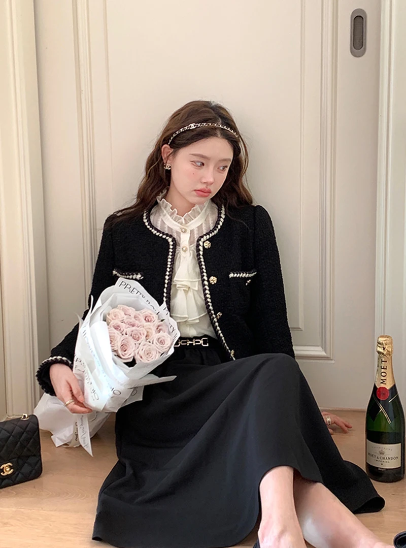 Vintage Cropped Tweed Jackets Women Elegant Black Thicken Coat Korean Single Breasted Blazer Casual Warm Short Outerwear Tops