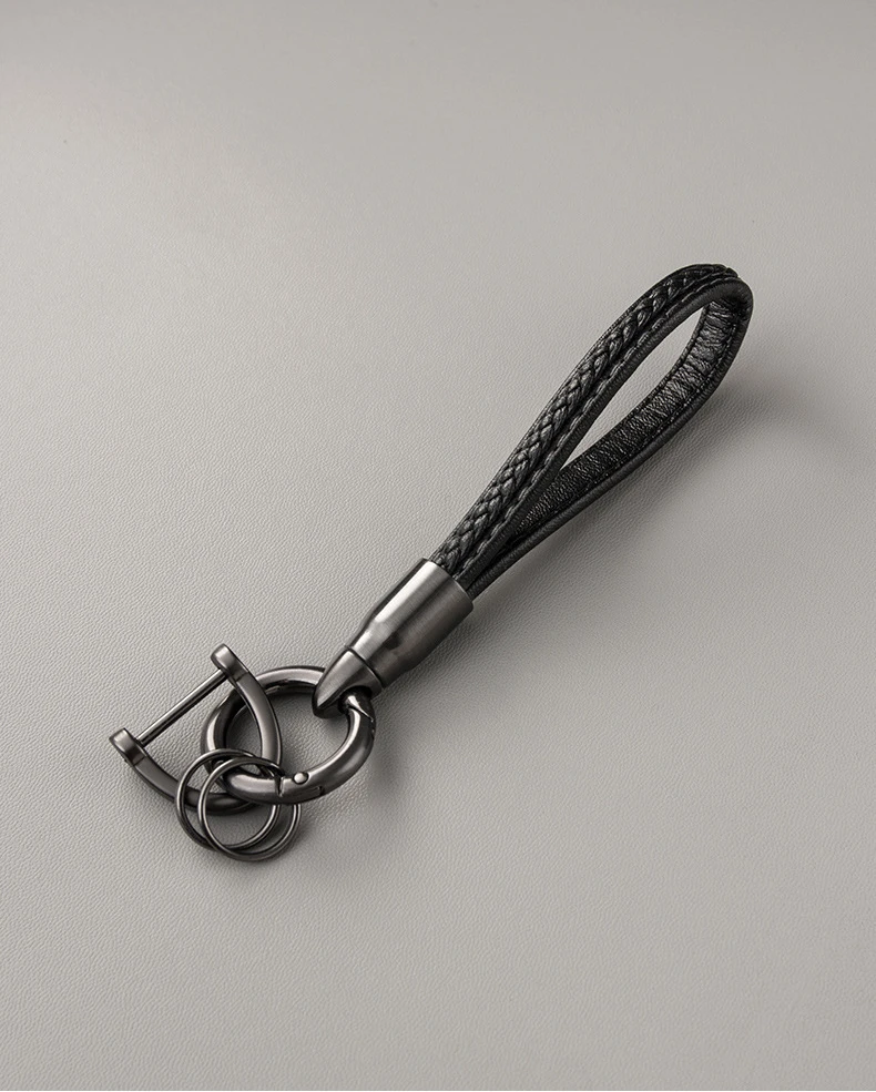 Handwoven Leather Car Key Buckle Keychain Luxury Style Hand Woven Leather Hanging Car Key Ring,Comes with Box Packaging