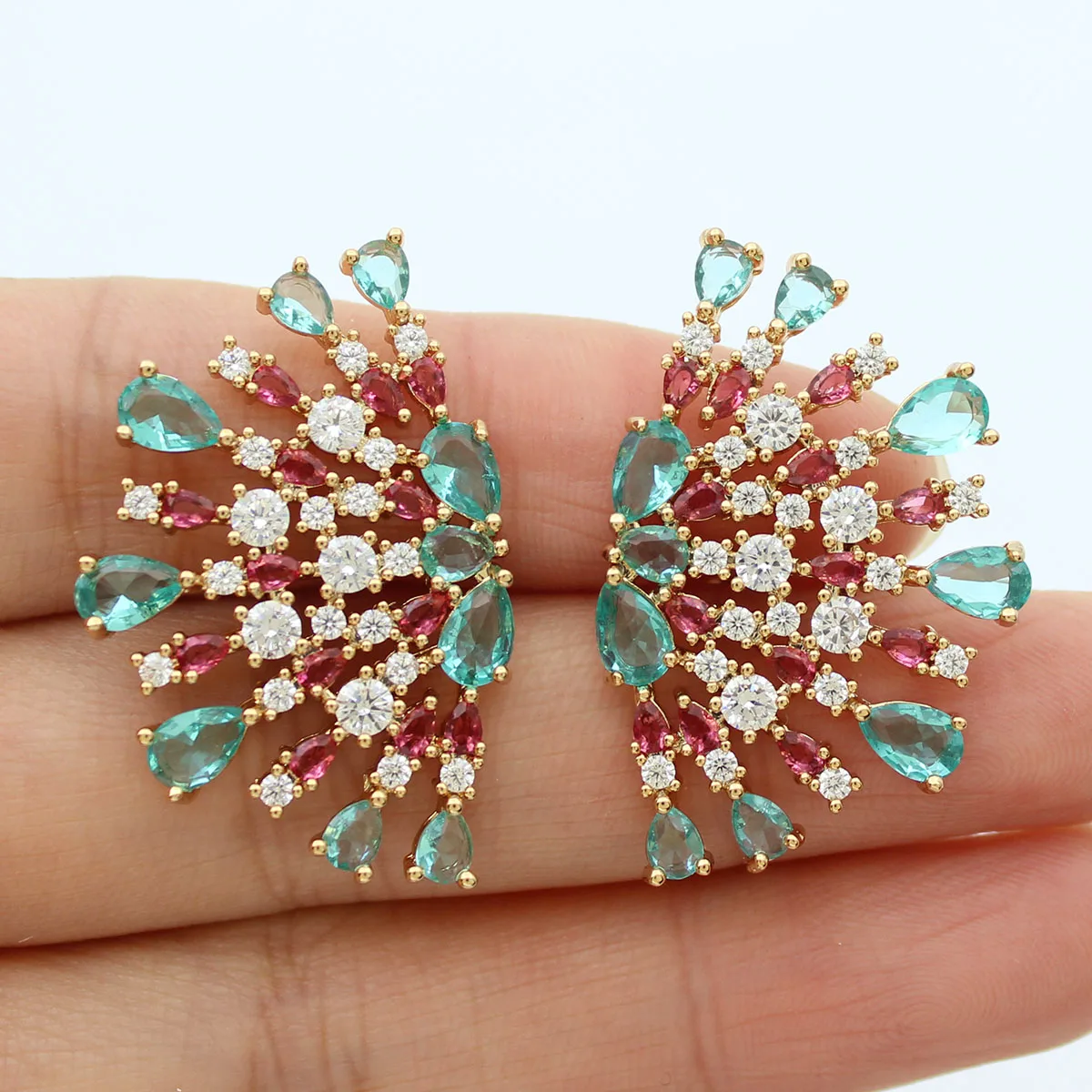 Luxury Jewelry Stud Earrings Cubic Zirconia Half Round Fanshaped Radial Stud Earrings Birthday Gift