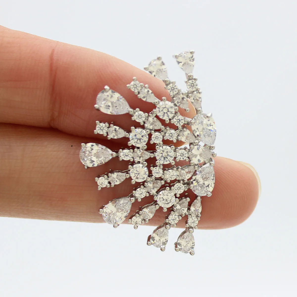 Luxury Jewelry Stud Earrings Cubic Zirconia Half Round Fanshaped Radial Stud Earrings Birthday Gift