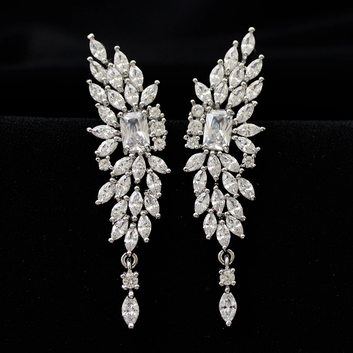 Luxury Jewelry Stud Earrings Cubic Zirconia Half Round Fanshaped Radial Stud Earrings Birthday Gift