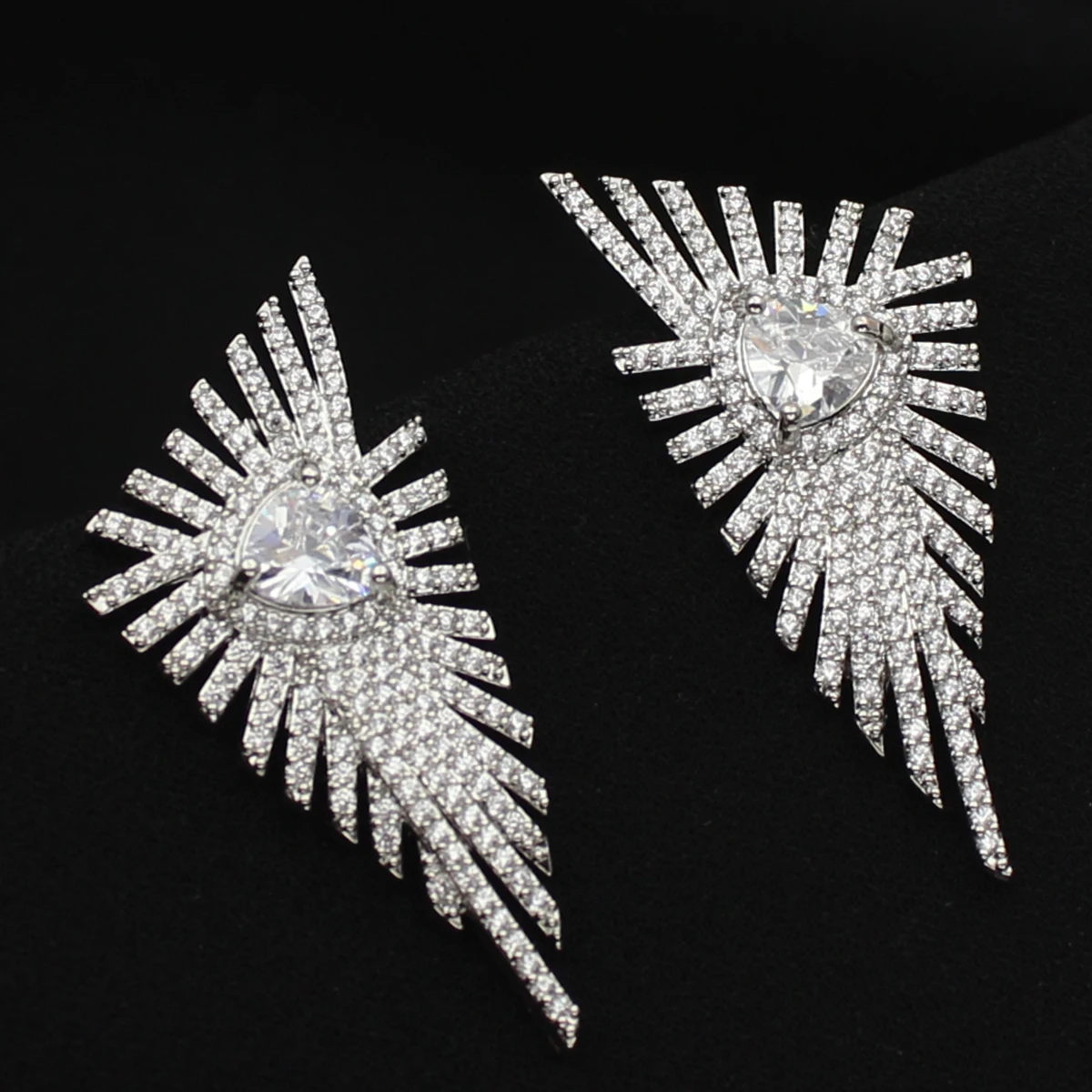 Luxury Jewelry Stud Earrings Cubic Zirconia Half Round Fanshaped Radial Stud Earrings Birthday Gift