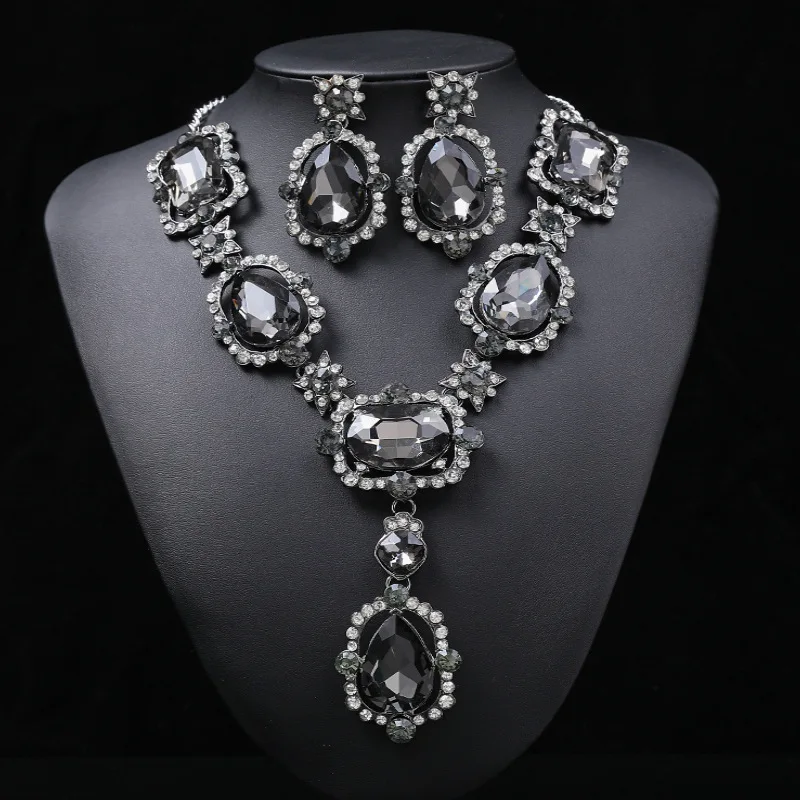 Royal Jewelry Set Wedding Statement Chunky Crystal Drop Earrings and Amethyst Purple Rhinestone Choker Necklace for Women