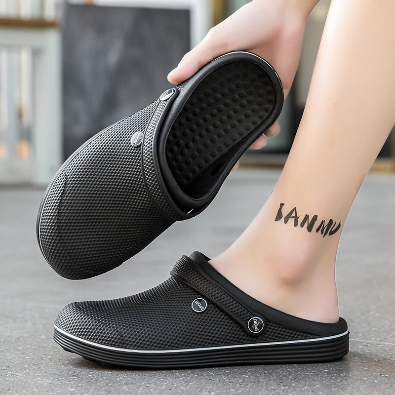 Men's flat EVA plastic waterproof perforated shoes with 2 pairs of sandals and slippers, fisherman's shoes, nurse's shoes