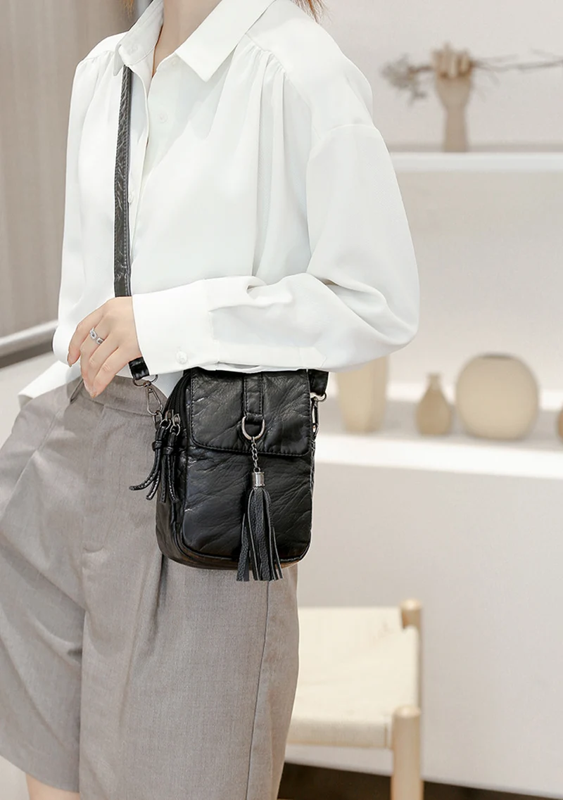 Soft Leather Crossbody Bags for Women High Quality Solid Color Tassel Shoulder Bag Retro Cell Phone Purse Handbags