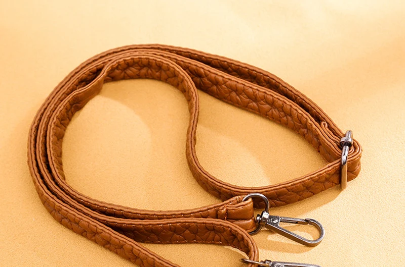 Soft Leather Crossbody Bags for Women High Quality Solid Color Tassel Shoulder Bag Retro Cell Phone Purse Handbags